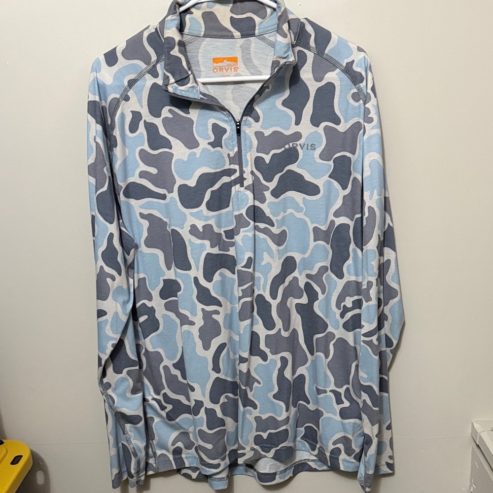 Orvis Men's Long Sleeve Blue and Gray Camo fishing Shirt